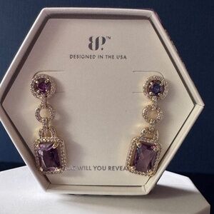 Bomb Party - ER93230 - She's Positively Glamorous